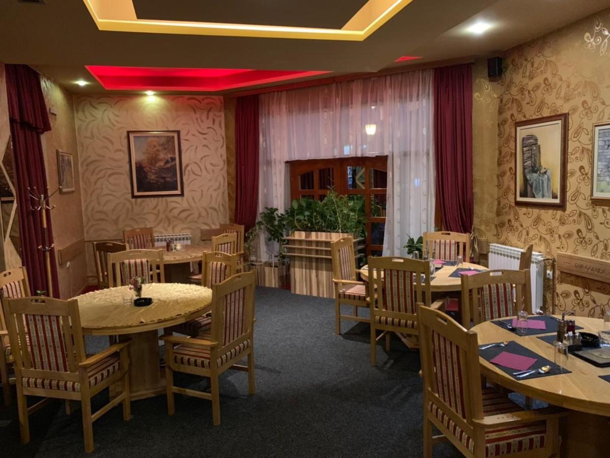 Hotel Dva Goluba Pale Esterno foto